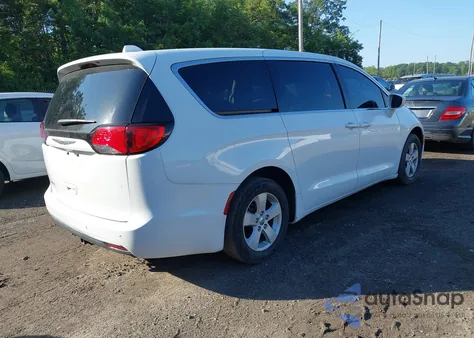 2020 Chrysler Pacifica Touring from USA, damaged, VIN 2C4RC1FG4LR135808